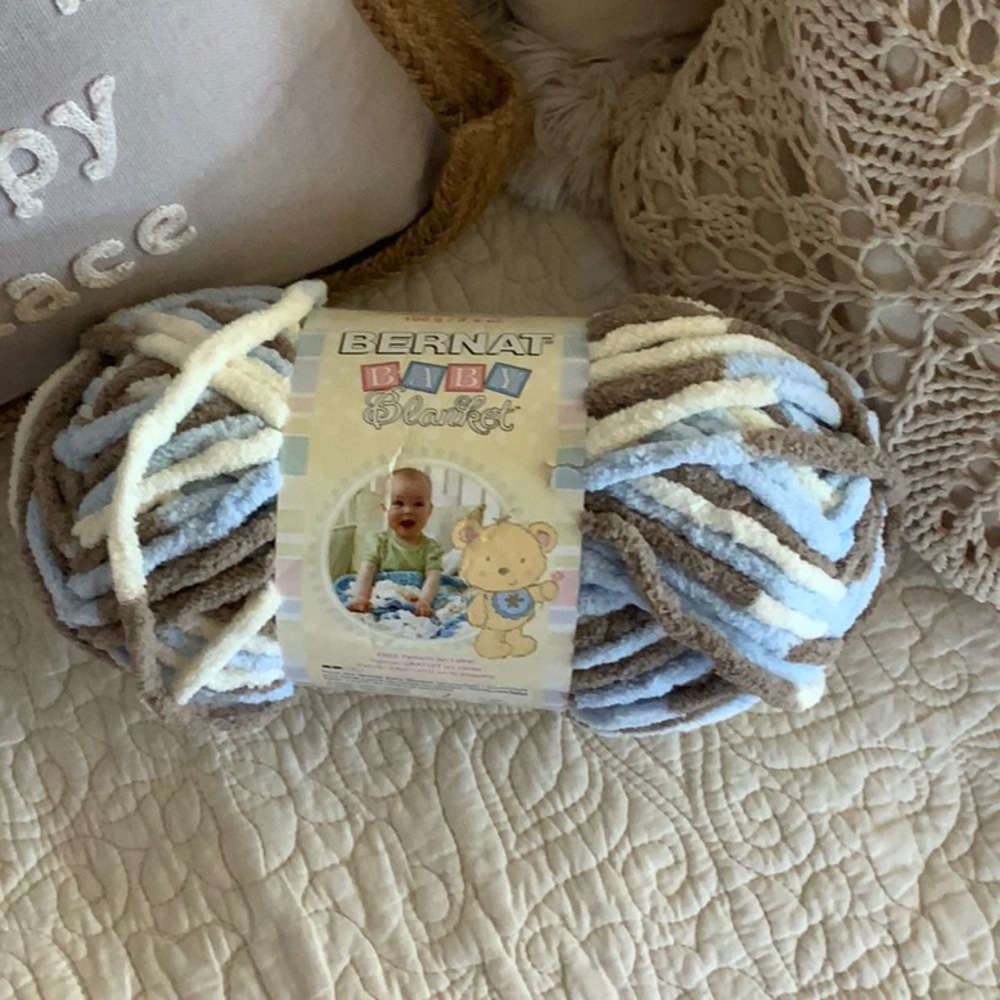 💙Bernat 👶Baby Chenile/velvet Beach Baby. Hard to find! 1 Skein (3 available)